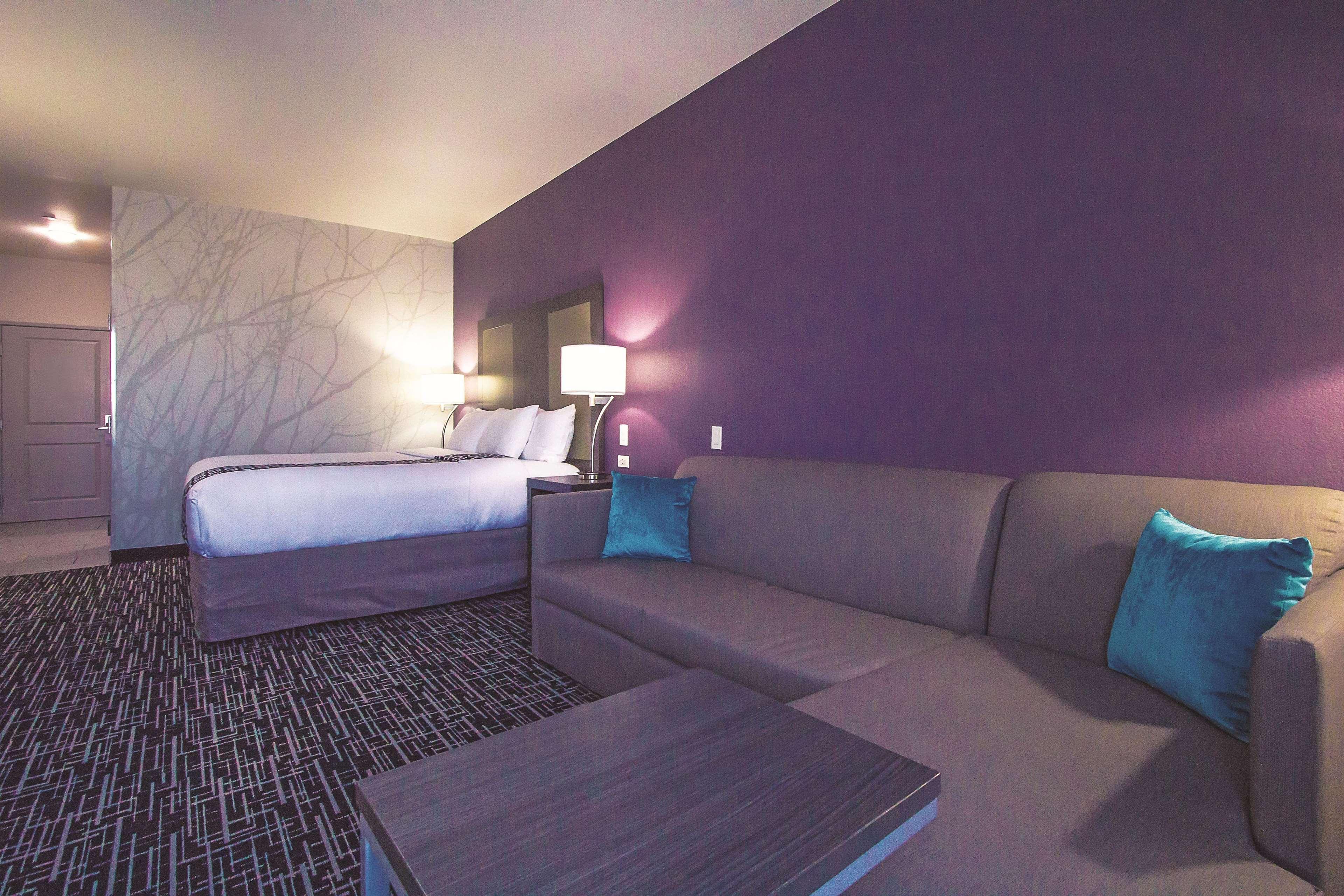 Hotel La Quinta By Wyndham Pampa Zewnętrze zdjęcie