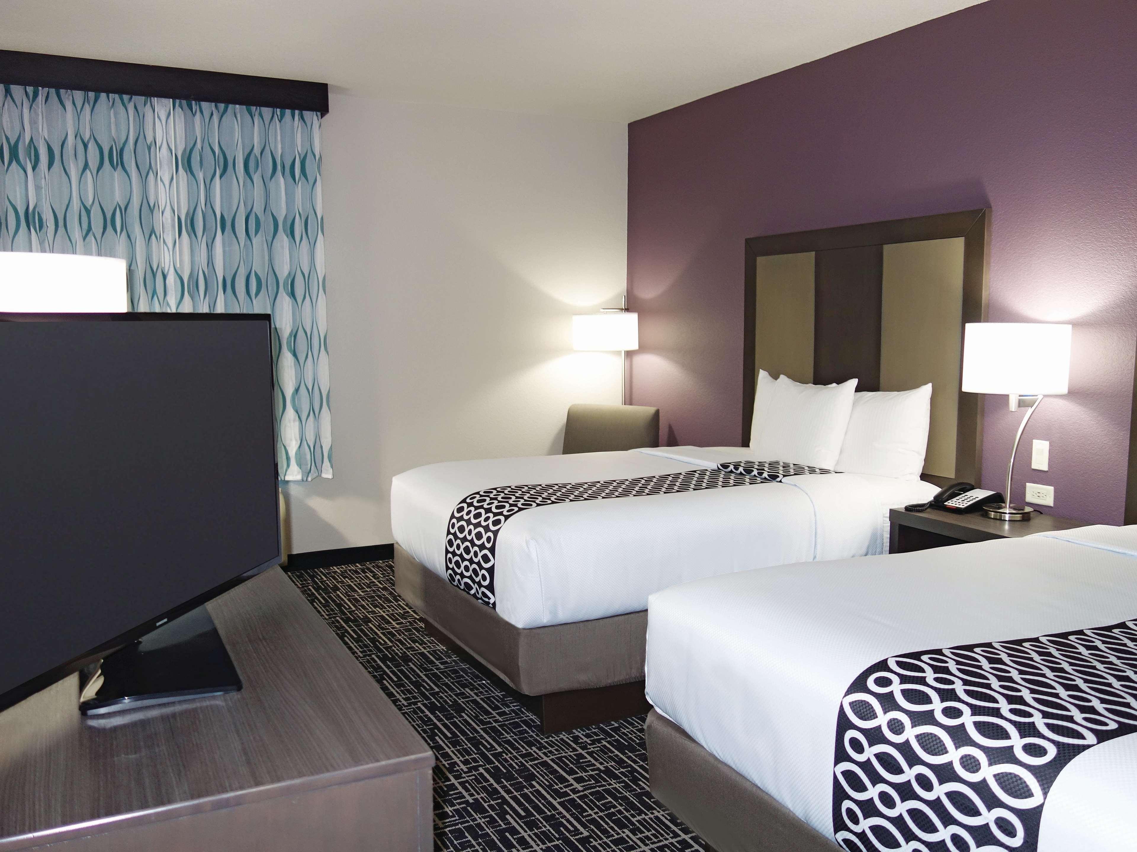 Hotel La Quinta By Wyndham Pampa Zewnętrze zdjęcie