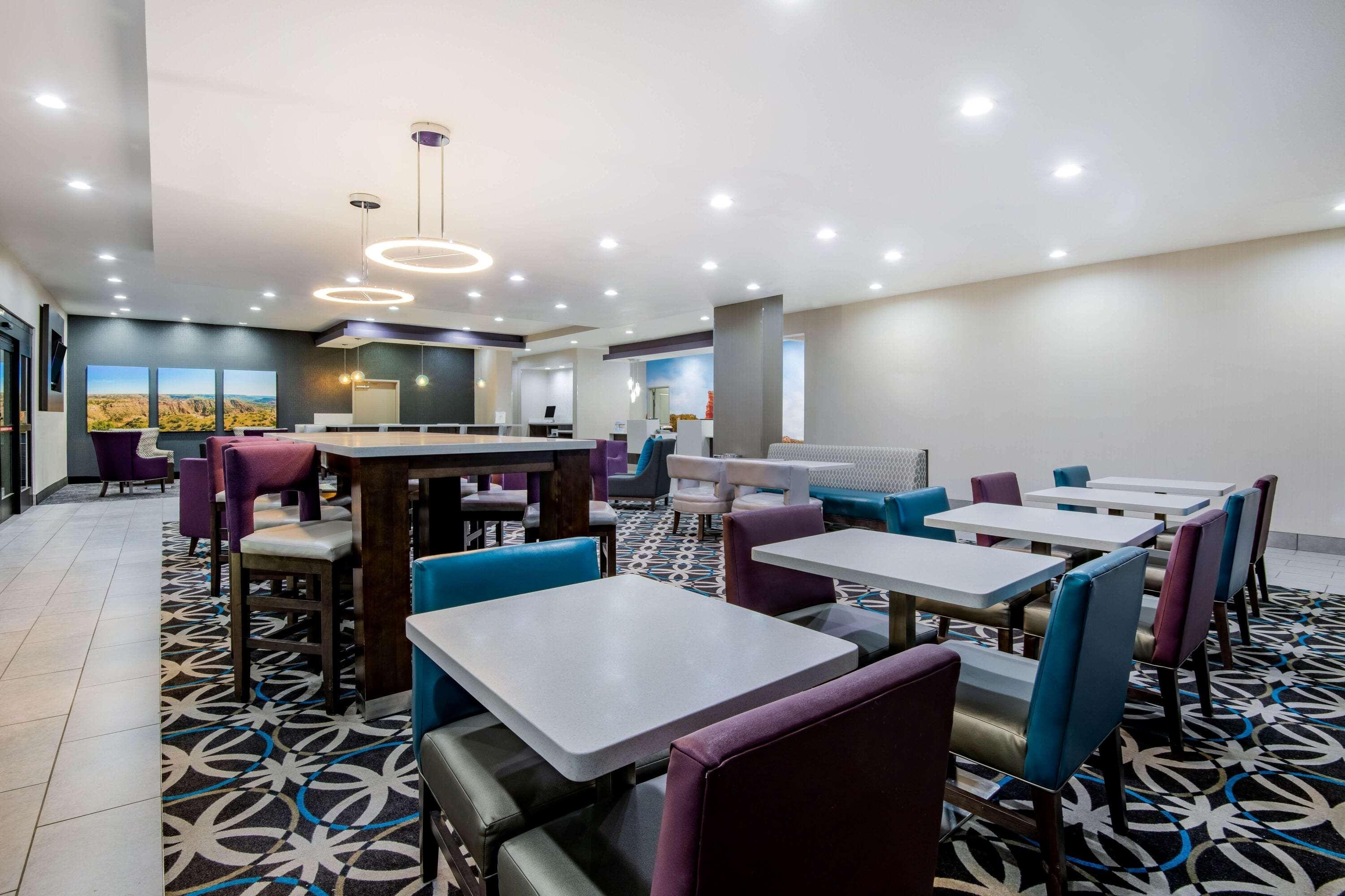 Hotel La Quinta By Wyndham Pampa Zewnętrze zdjęcie